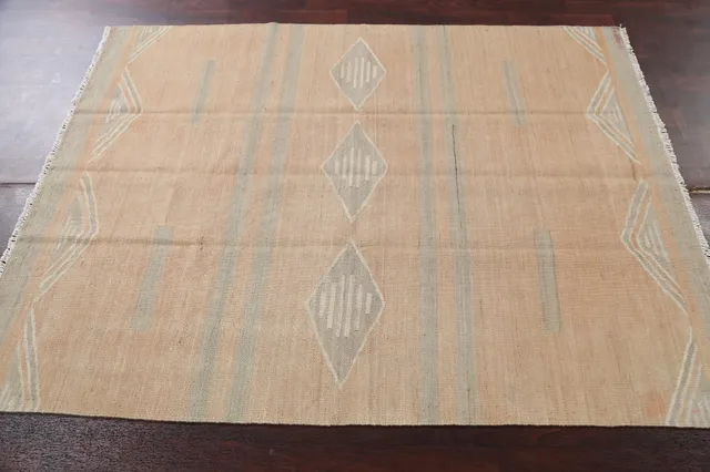 https://image-static-obj.rugsource.com/small/81040_1605482_064175e2.jpeg