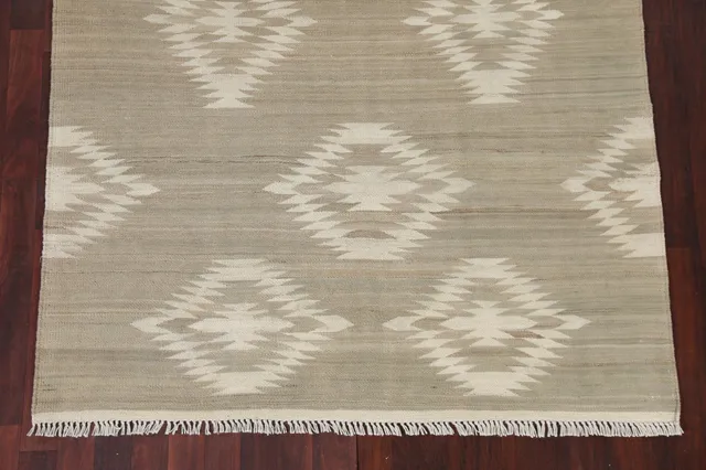 https://image-static-obj.rugsource.com/small/83202_1645879_73e35e6a.jpeg