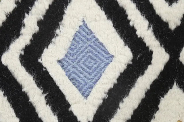 https://image-static-obj.rugsource.com/small/85834_1699939_6bd3c29b.jpeg