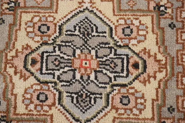 https://image-static-obj.rugsource.com/small/93821_1871546_c4b33e70.jpeg