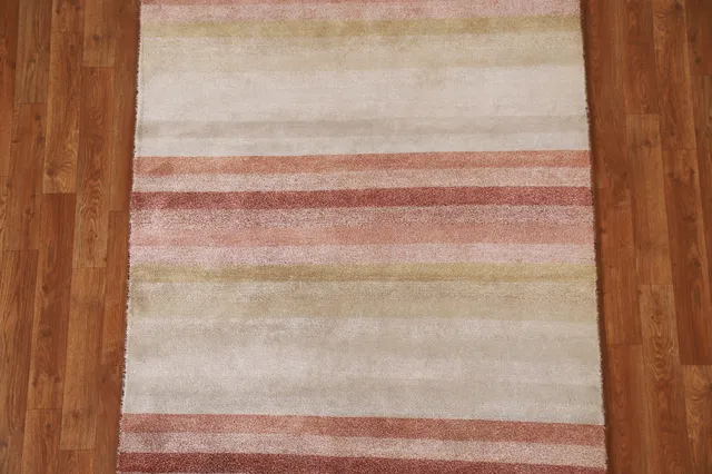 https://image-static-obj.rugsource.com/small/94825_1894579_d408e36a.jpeg