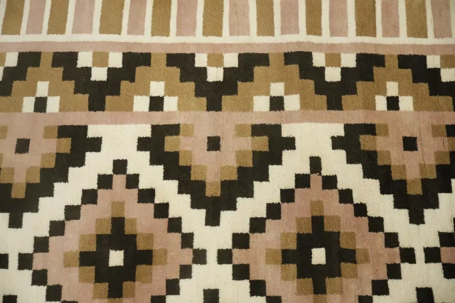 https://image-static-obj.rugsource.com/small/95277_3376338_7d1aa657.jpeg